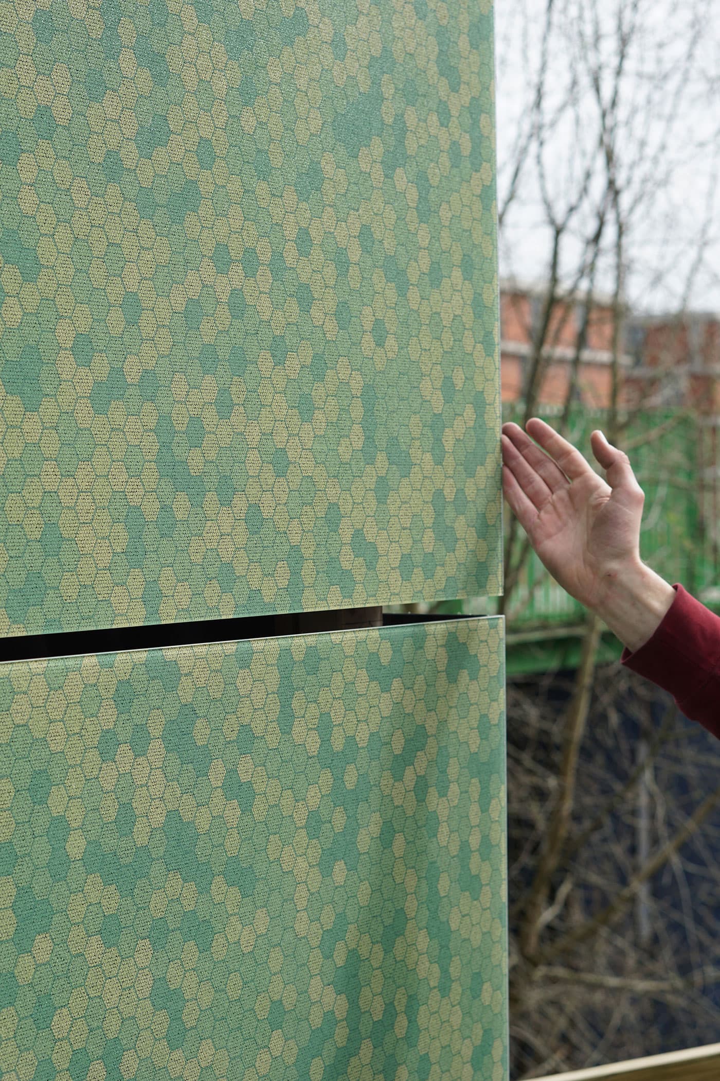 Für das entwickelte Projekt wurde entschieden, eine kleine Mock-up der Solarmodule am Gebäude zu erstellen. Um das Design am Gebäude bewerten zu können und um die gesamte Neuentwicklung des Gebäudes besser zu erfassen und vorzubereiten.